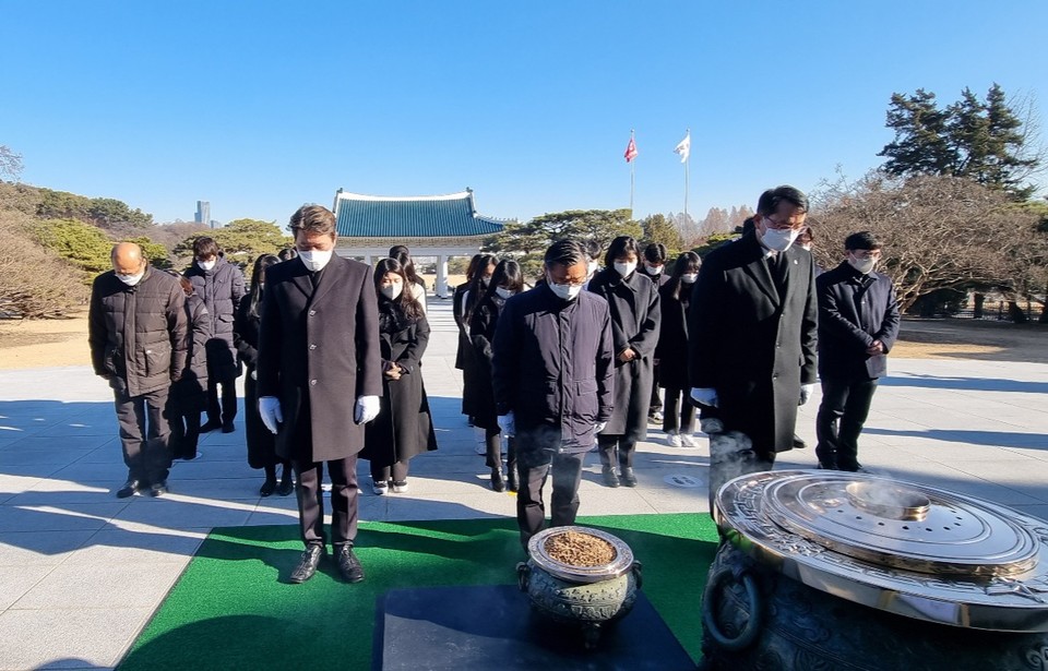 김주영 서울지방병무청장, 국립서울현충원 참배
