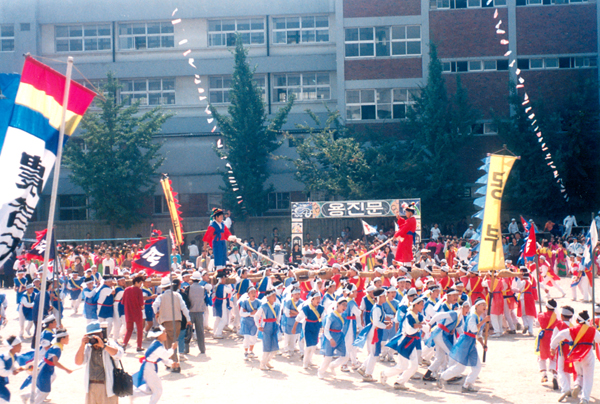 사진5 : 김명화 제공 /1991년 / 경수초 운동회 고수싸움